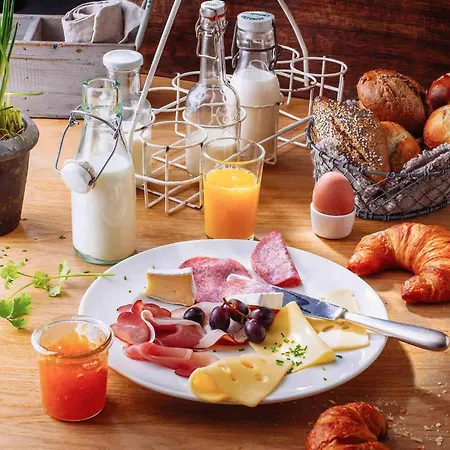 Ibis Muenchen Messe פלדקירכן