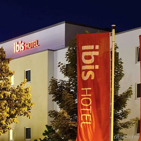 Ibis Muenchen Messe ホテル フェルトキルヘン