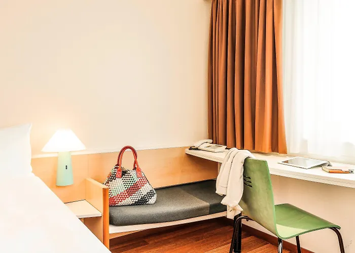Ibis Muenchen Messe フェルトキルヘン