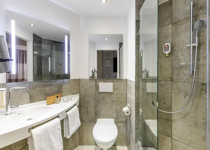 Ibis Muenchen Messe 3* フェルトキルヘン