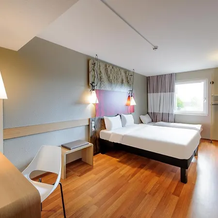 ホテル Ibis Muenchen Messe フェルトキルヘン