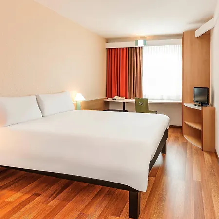 Ibis Muenchen Messe Szálloda