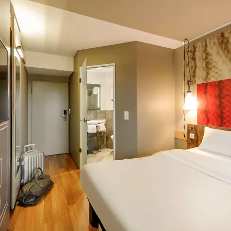 Hotell Ibis Muenchen Messe 3*