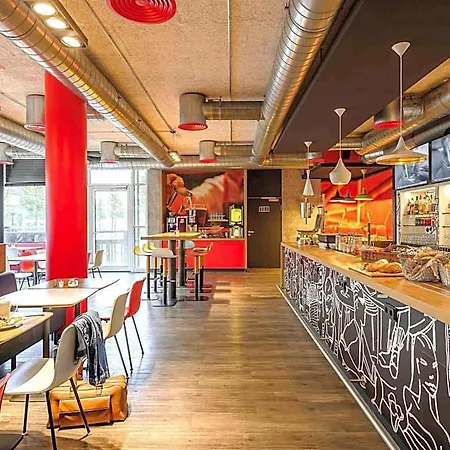 Ibis Muenchen Messe 3*