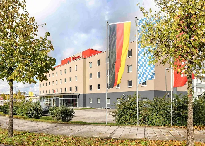 Ibis Muenchen Messe 3* フェルトキルヘン