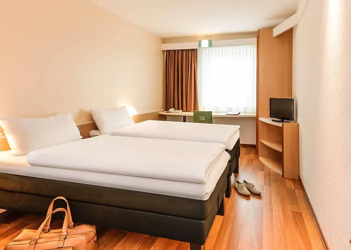 Ibis Muenchen Messe フェルトキルヘン