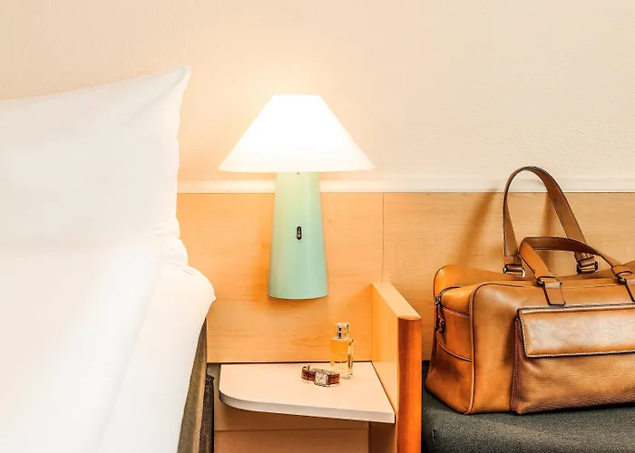 ホテル Ibis Muenchen Messe 3*