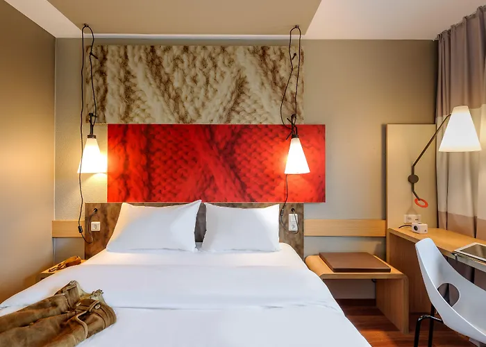 Ibis Muenchen Messe 3* フェルトキルヘン